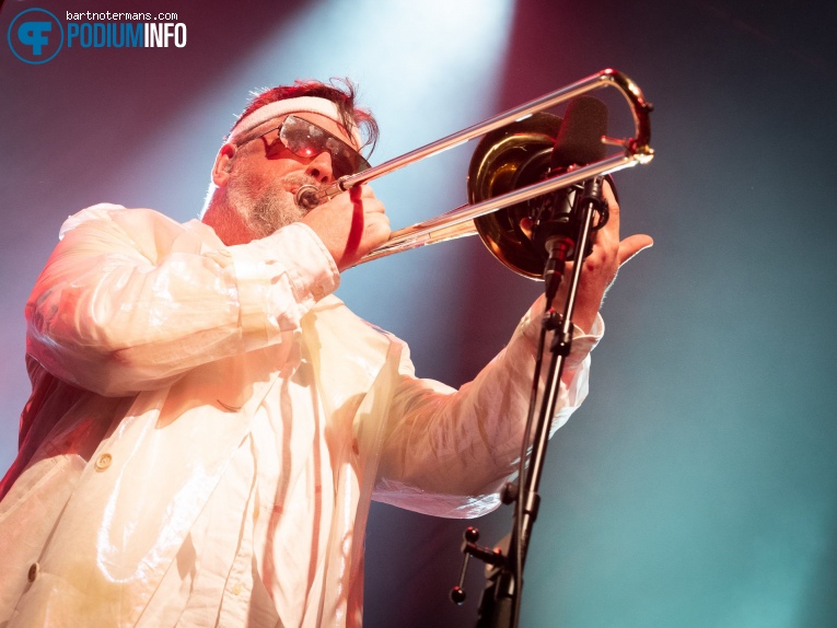 Fat Freddy's Drop op Fat Freddy's Drop - 15/08 - 013 foto