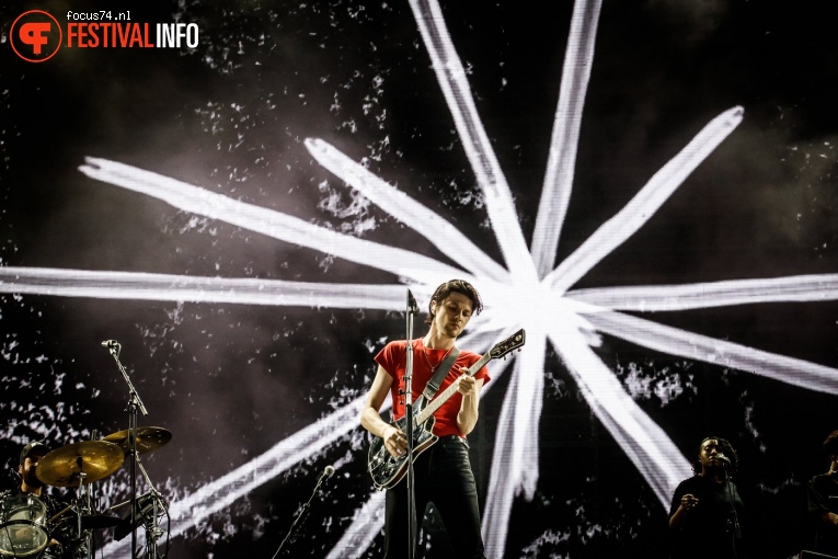 James Bay op Lowlands 2018 - Zaterdag foto