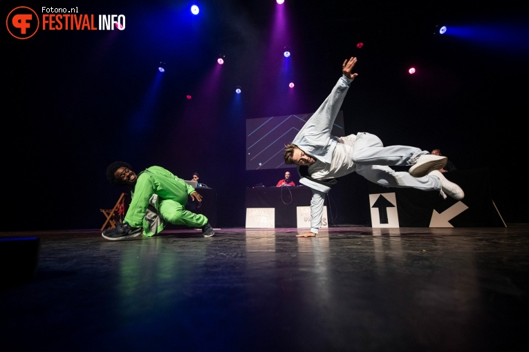ISH (dansgezelschap) op Lowlands 2018 - zondag foto