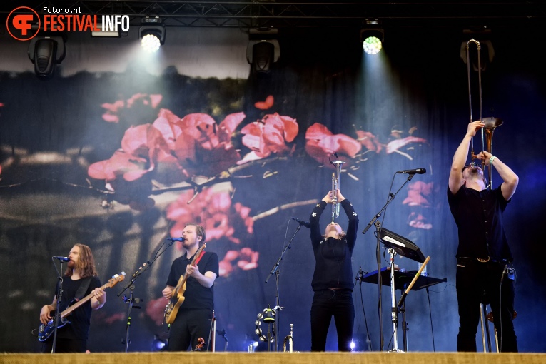 George Ezra op Tuckerville 2018 foto