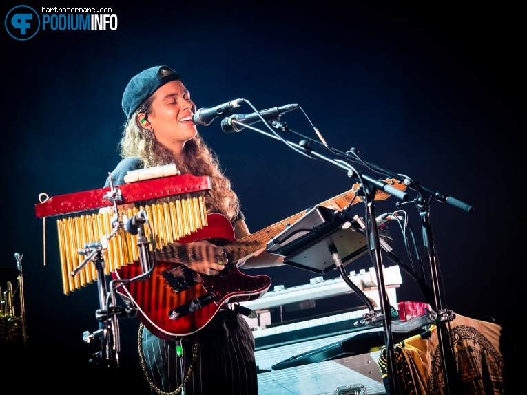 Tash Sultana op Tash Sultana - 15/9 - Afas Live foto