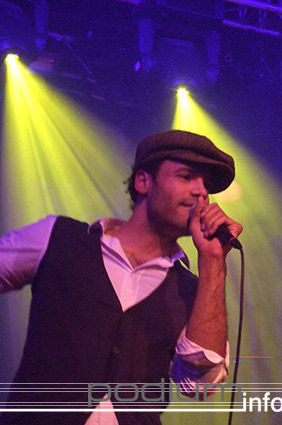 Alain Clark op Alain Clark - 20/3 - Effenaar foto