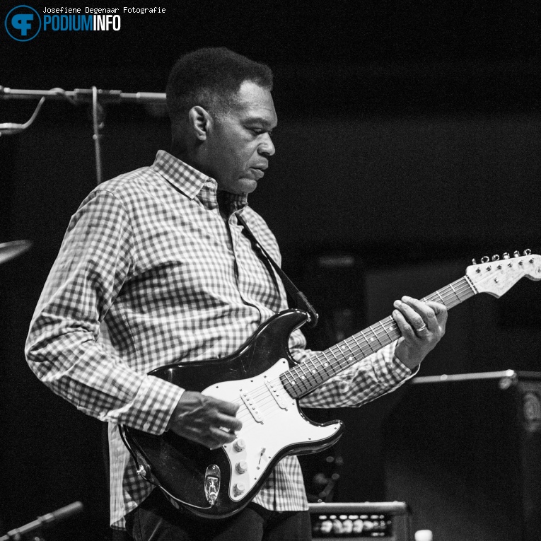 Robert Cray op Robert Cray - 26/09 - TivoliVredenburg foto