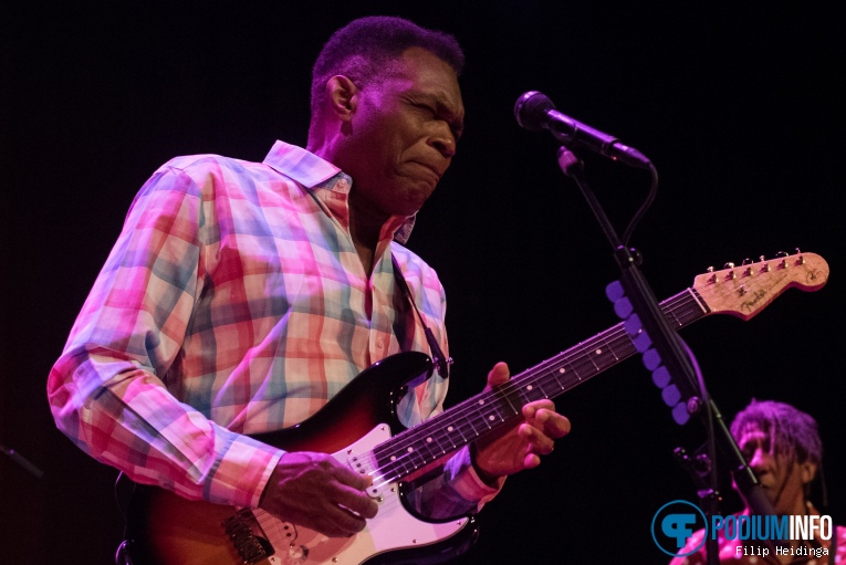 Robert Cray op Robert Cray - 27/09 - Metropool Hengelo foto