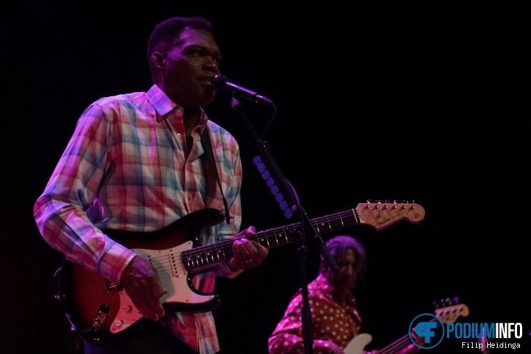 Robert Cray op Robert Cray - 27/09 - Metropool Hengelo foto