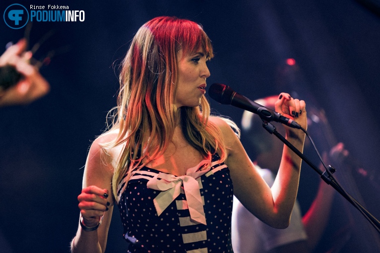 Foto Janne Schra op Janne Schra - 29/09 - TivoliVredenburg