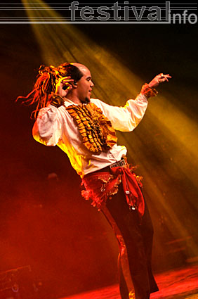 Sirqus Alfon op Paaspop Schijndel 2008 foto