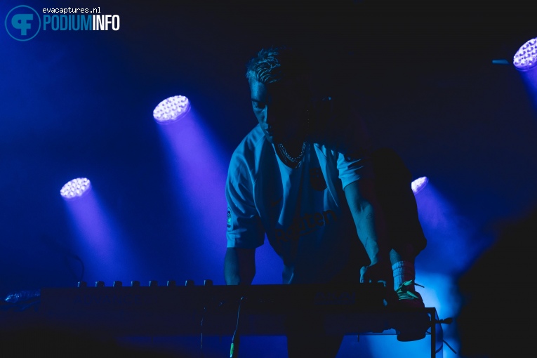 LANY op LANY - 15/10 - Paradiso Noord (Tolhuistuin) foto