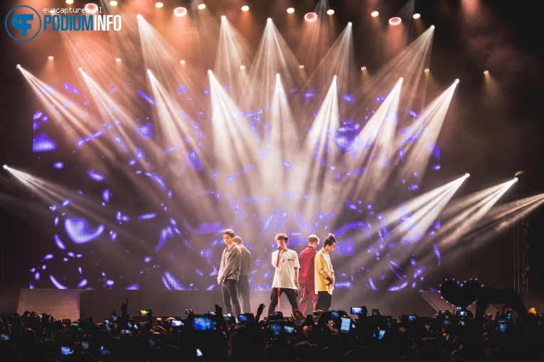 Foto Why Don't We op Why Don't We 16/10 - 013