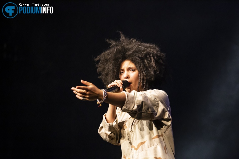 Ibeyi op Ibeyi - 26/10 - TivoliVredenburg foto