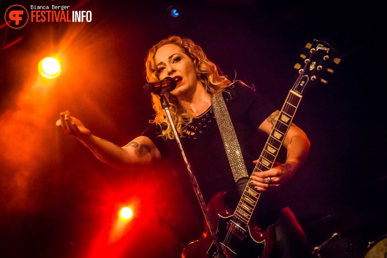 VUUR op Rotterdam Rocks XL - 13/10 - Maassilo foto
