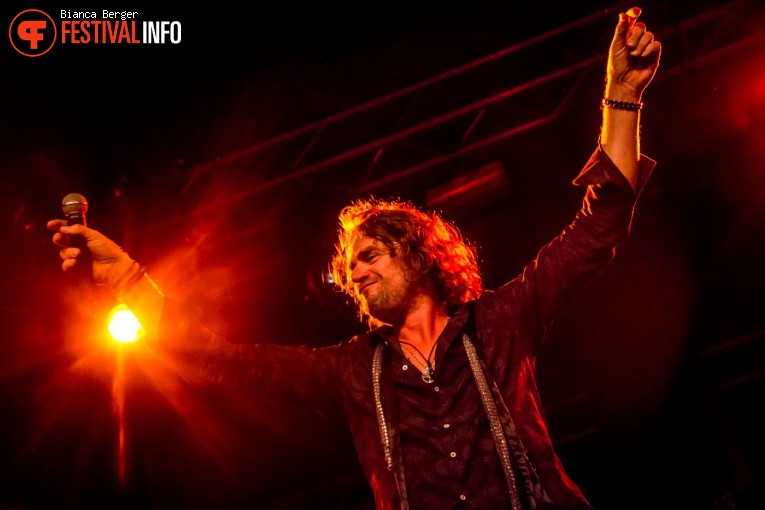 Vandenberg's Moonkings op Rotterdam Rocks XL - 13/10 - Maassilo foto