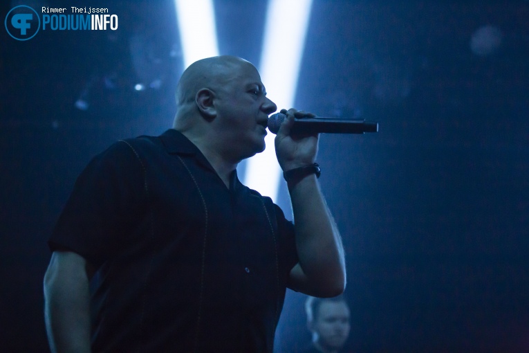 VNV Nation op VNV Nation - 23-10 - Melkweg foto