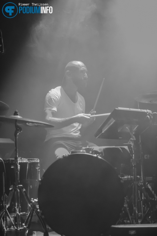 Holygram op VNV Nation - 23-10 - Melkweg foto