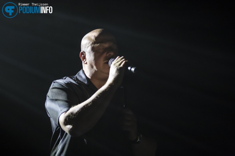 VNV Nation op VNV Nation - 23-10 - Melkweg foto