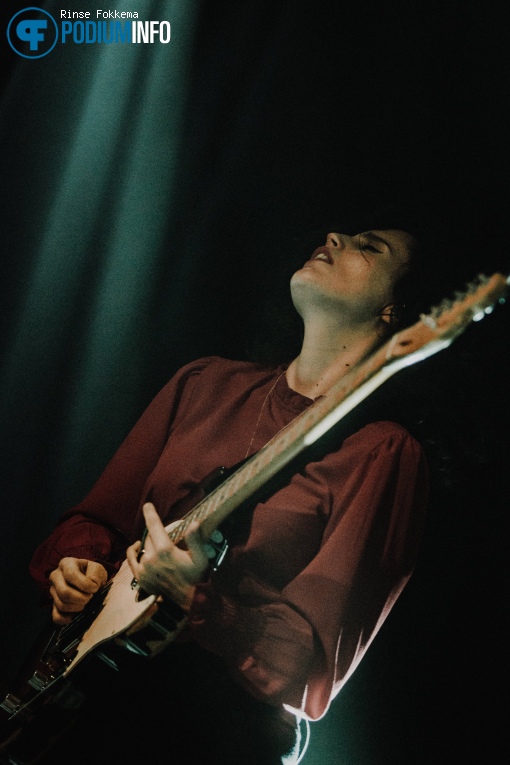 Anna Calvi op Anna Calvi - 24/10 - De Helling foto