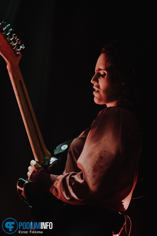 Anna Calvi op Anna Calvi - 24/10 - De Helling foto