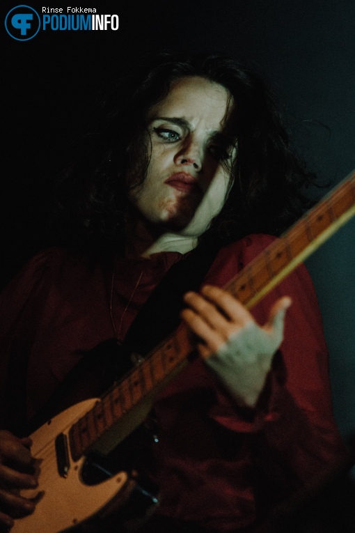 Anna Calvi op Anna Calvi - 24/10 - De Helling foto