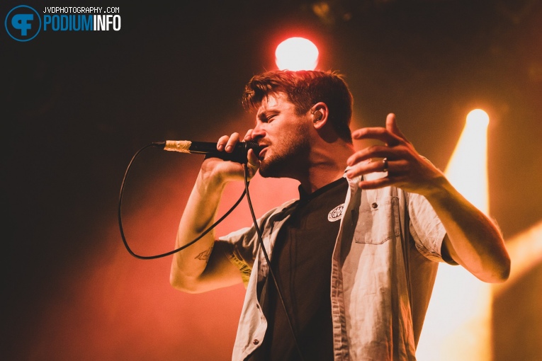 Hands Like Houses op Our Last Night - 29/10 - Patronaat foto