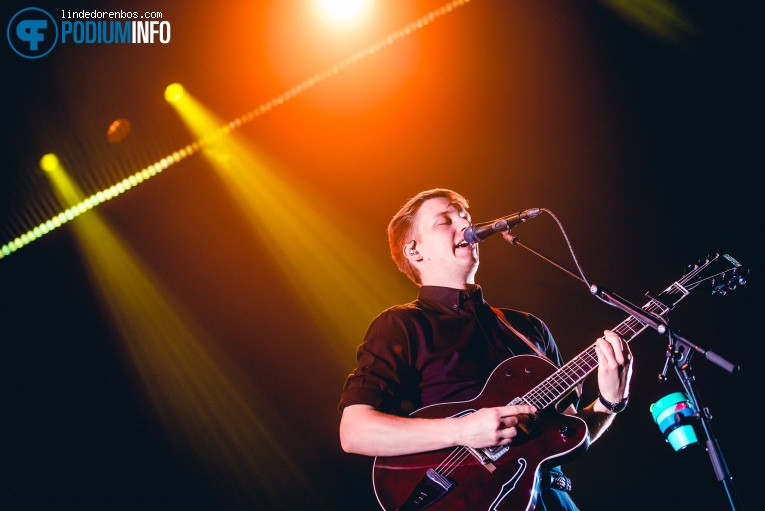George Ezra op George Ezra - 30/10 - AFAS Live foto