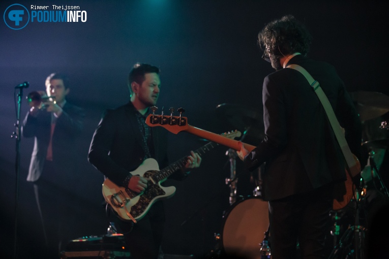 St. Paul & The Broken Bones op St. Paul & The Broken Bones - 02/11 - Melkweg foto