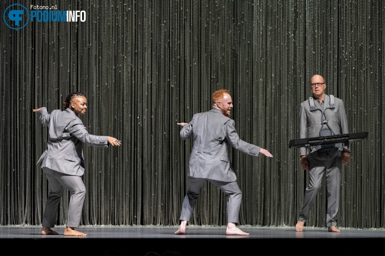 David Byrne op David Byrne - 04/11 - AFAS Live foto