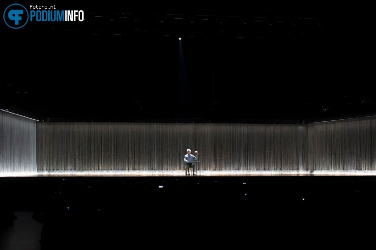 David Byrne op David Byrne - 04/11 - AFAS Live foto
