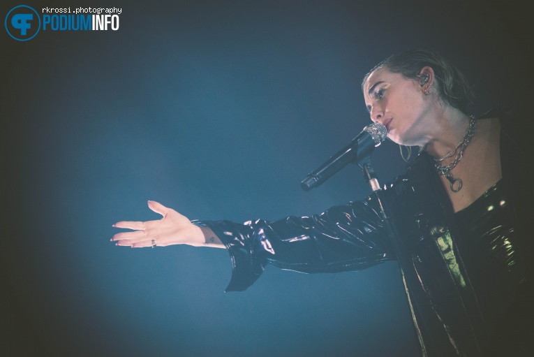 Lykke Li op Lykke Li - 05/11 - Melkweg foto