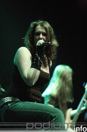 Deviance op Paganfest - 3/4 - 013 foto