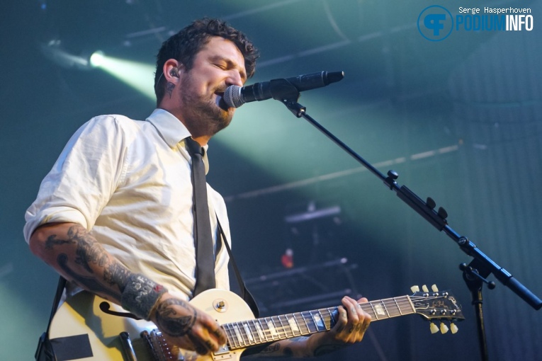 Frank Turner & The Sleeping Souls op Frank Turner & The Sleeping Souls - 09/11 - De Melkweg foto