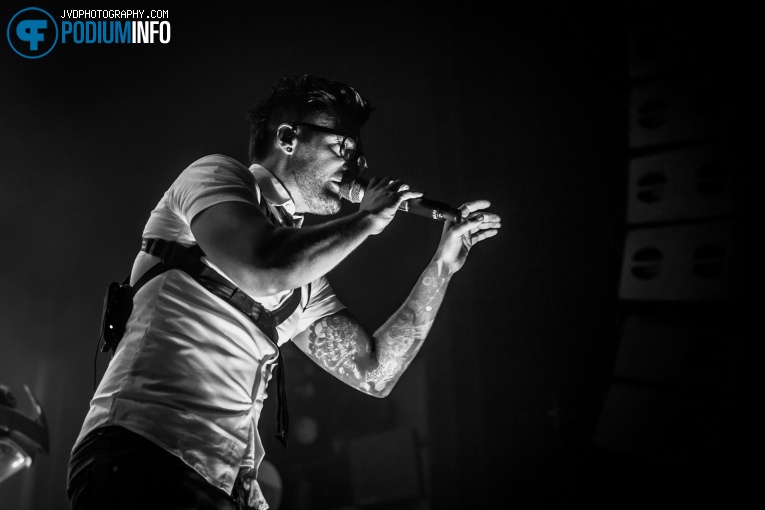 Starset op Shinedown - 12/11 - 013 foto