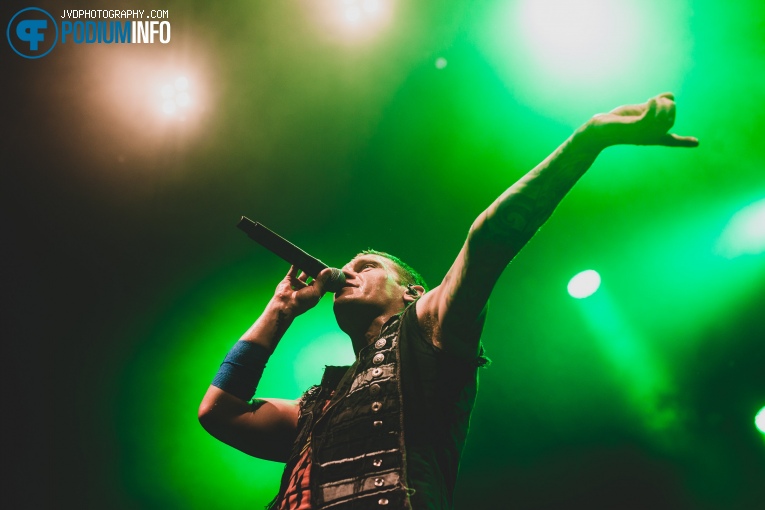 Shinedown op Shinedown - 12/11 - 013 foto