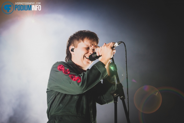 Nothing But Thieves op Nothing But Thieves - 15/11 - Afas Live foto