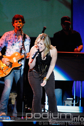 Kelly Clarkson op Kelly Clarkson - 6/4 - HMH foto