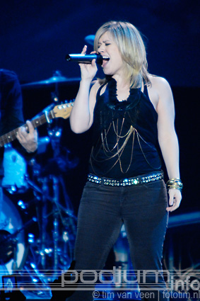 Kelly Clarkson op Kelly Clarkson - 6/4 - HMH foto