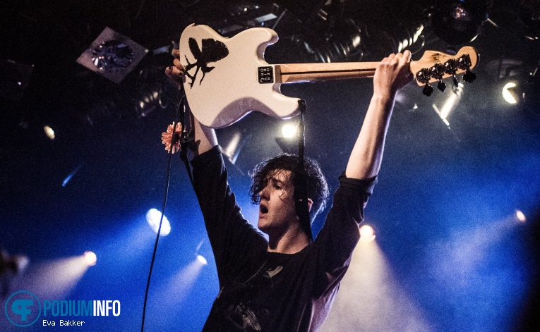 Holding Absence op As It Is  - 19/11 - Melkweg foto