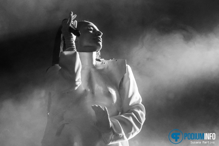 Sevdaliza op Sevdaliza - 24/11 - Paradiso foto