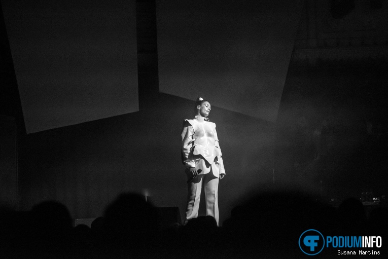 Sevdaliza op Sevdaliza - 24/11 - Paradiso foto