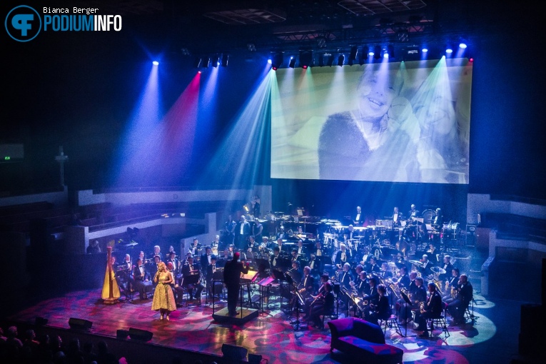 Koninklijke Militaire Kapel Johan Willem Friso op Benefietconcert 'Mag Ik Dan Bij Jou' - 26/11 - TivoliVredenburg foto