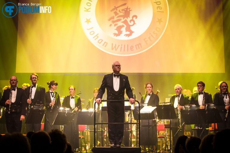 Koninklijke Militaire Kapel Johan Willem Friso op Benefietconcert 'Mag Ik Dan Bij Jou' - 26/11 - TivoliVredenburg foto