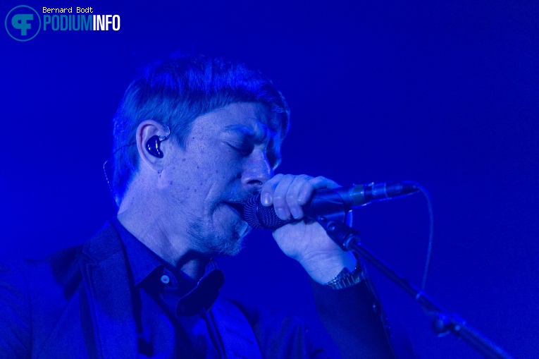 Interpol op Interpol - 27/11 - TivoliVredenburg foto