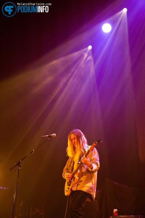 Isaac Gracie op First Aid Kit - 29/11 - TivoliVredenburg foto