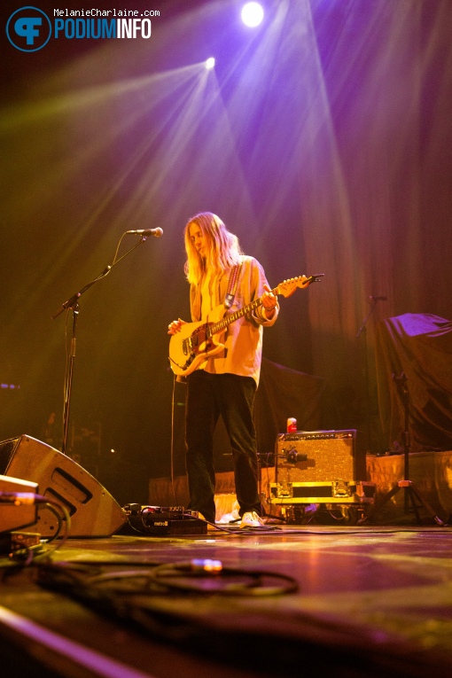 Isaac Gracie op First Aid Kit - 29/11 - TivoliVredenburg foto