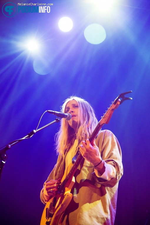 Isaac Gracie op First Aid Kit - 29/11 - TivoliVredenburg foto