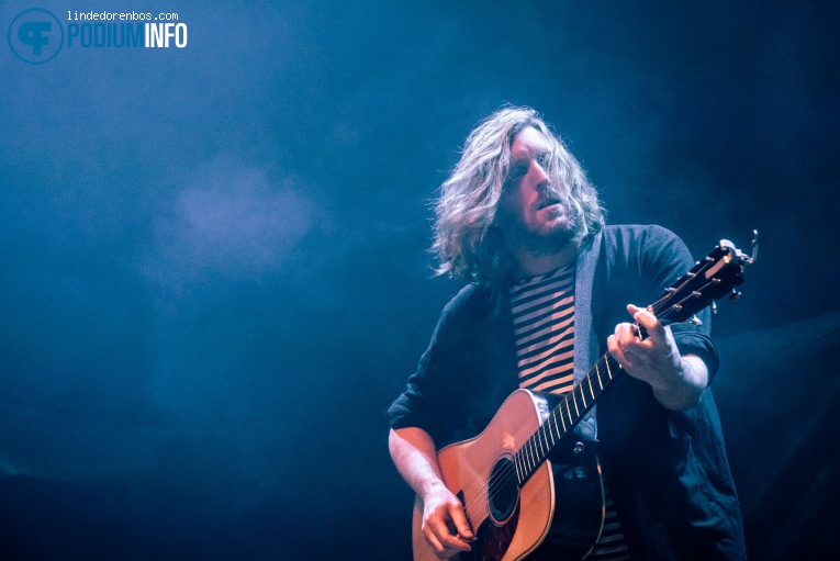 Andy Burrows op Editors - 03/12 - TivoliVredenburg foto