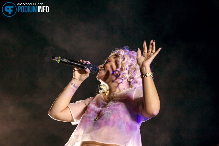 Lily Allen op Lily Allen - 09/12 - TivoliVredenburg foto