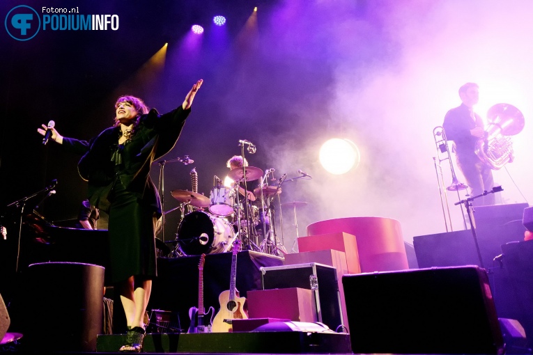 Ellen ten Damme op Ellen ten Damme - 01/12 - Koninklijk Theater Carré foto