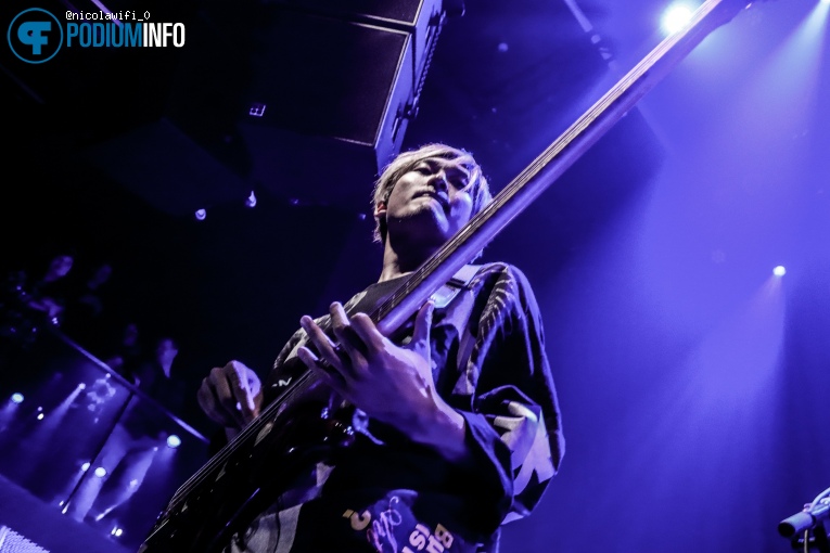 One Ok Rock op One Ok Rock - 10/12  - TivoliVredenburg foto