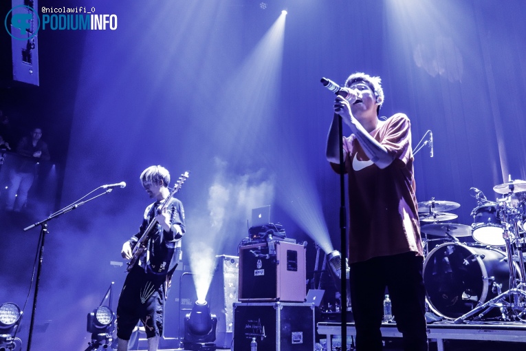 One Ok Rock op One Ok Rock - 10/12  - TivoliVredenburg foto