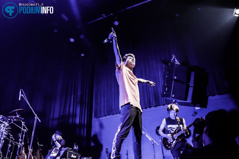 One Ok Rock op One Ok Rock - 10/12  - TivoliVredenburg foto